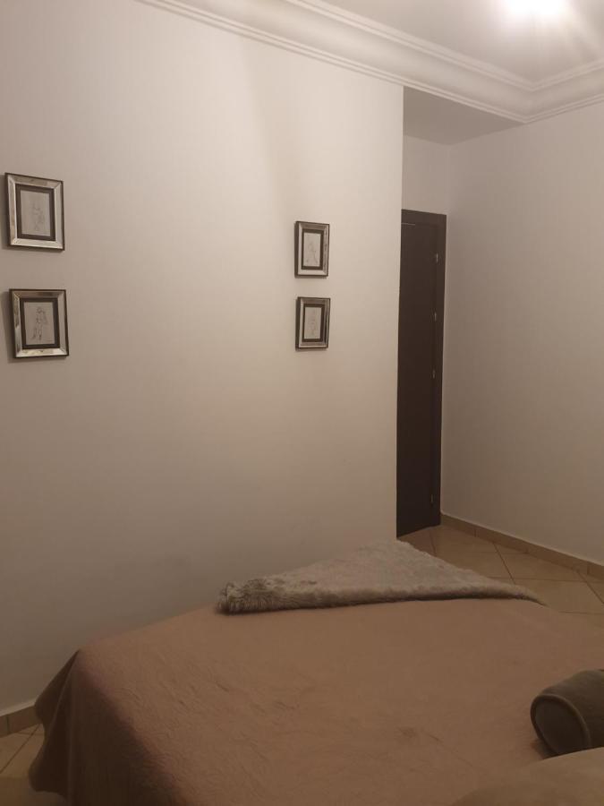Appartement Avec Piscine, 1Min De La Plage Мартил Екстериор снимка